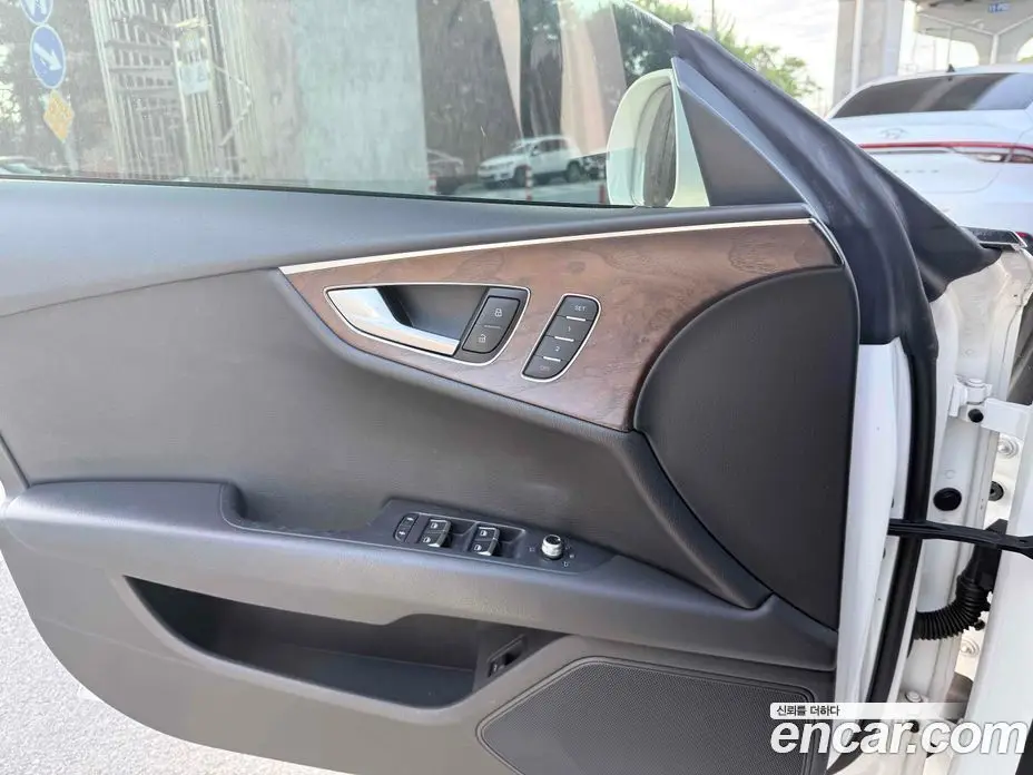 Audi A7 2014 3.0 автомат (гидро), фото 12 Audi A7 2014 3.0 автомат (гидро), фото 12
