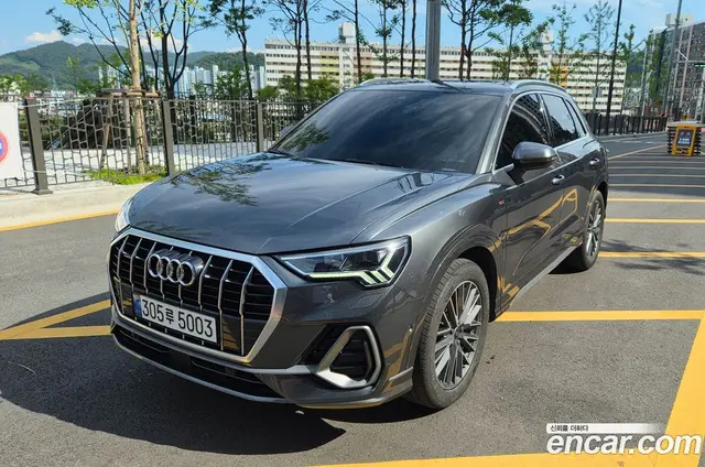Audi Q3, 2022, 53 766 км