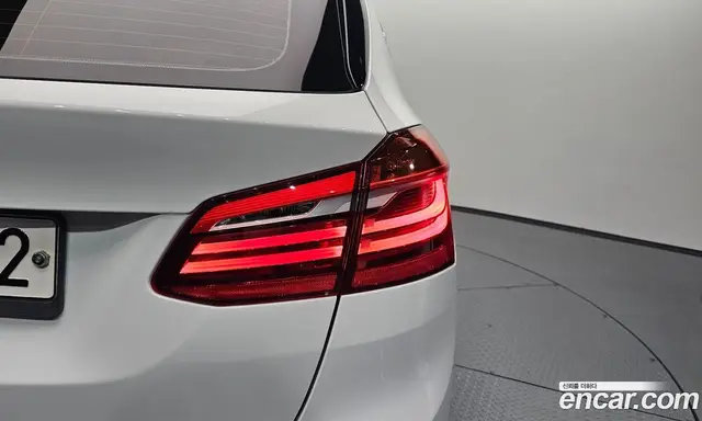 BMW 2 серия 2020 2.0 автомат (гидро), миниатюра 9 BMW 2 серия 2020 2.0 автомат (гидро), миниатюра 9