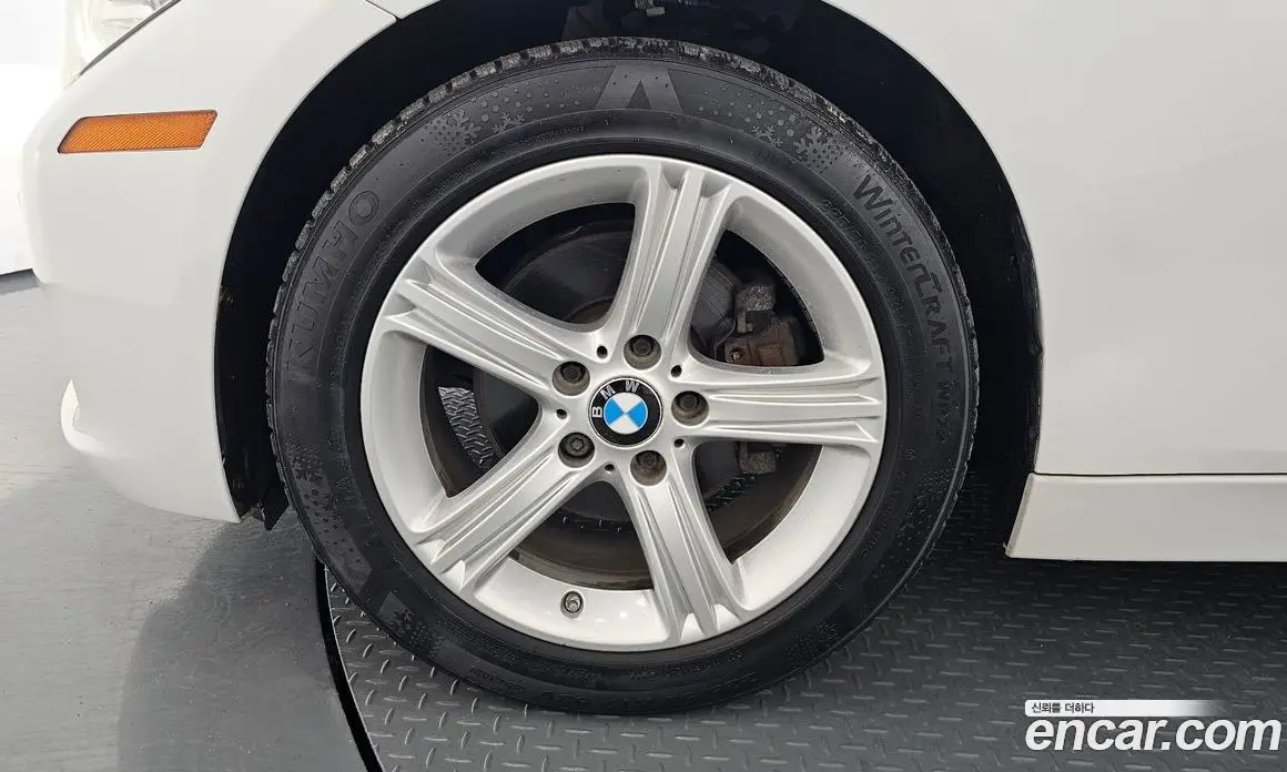 BMW 3 серия 2015 2.0 автомат (гидро), фото 5