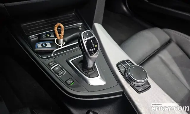 BMW 3 серия 2017 2.0 автомат (гидро), миниатюра 9