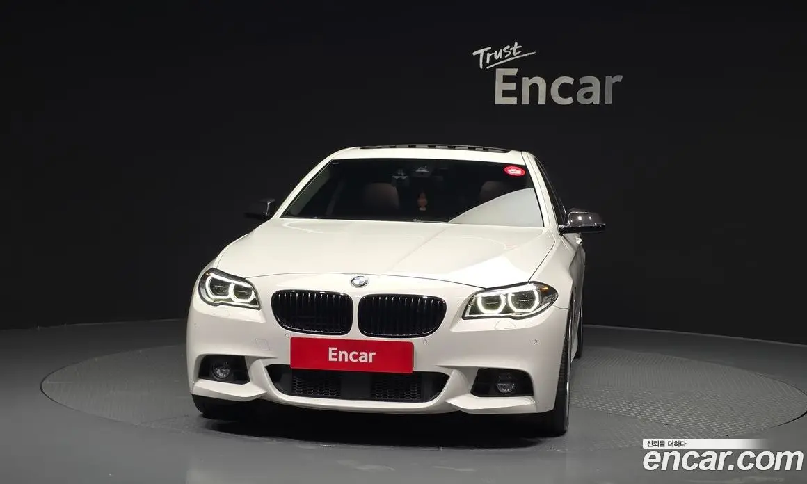 BMW 5 серия 2016 3.0 автомат (гидро), фото 3