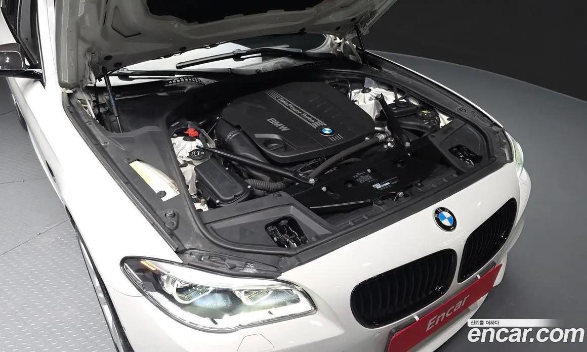 BMW 5 серия 2016 3.0 автомат (гидро), фото 6