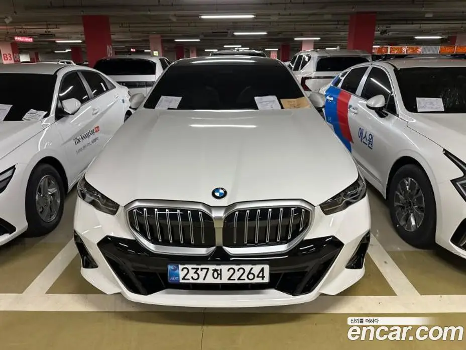 BMW 5 серия 2026 2.0 автомат (гидро), фото 1 BMW 5 серия 2026 2.0 автомат (гидро), фото 1