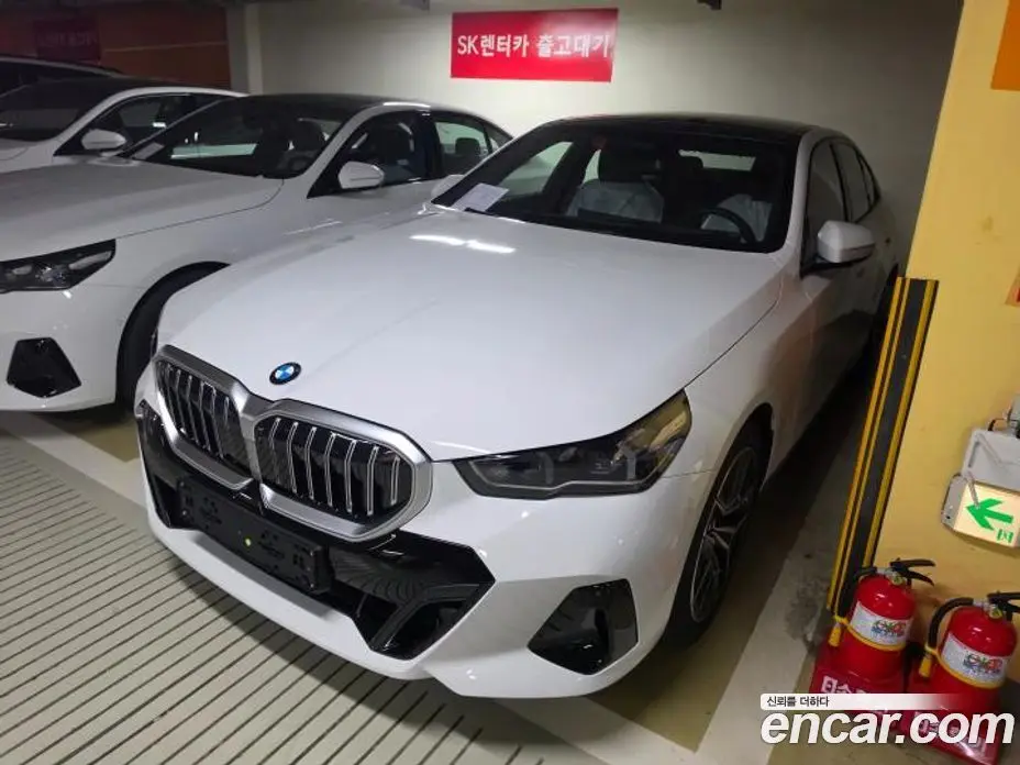 BMW 5 серия 2026 2.0 автомат (гидро), фото 9 BMW 5 серия 2026 2.0 автомат (гидро), фото 9