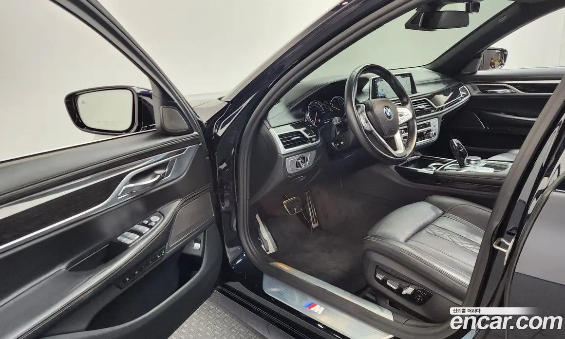 BMW 7 серия 2018 3.0 автомат (гидро), фото 13