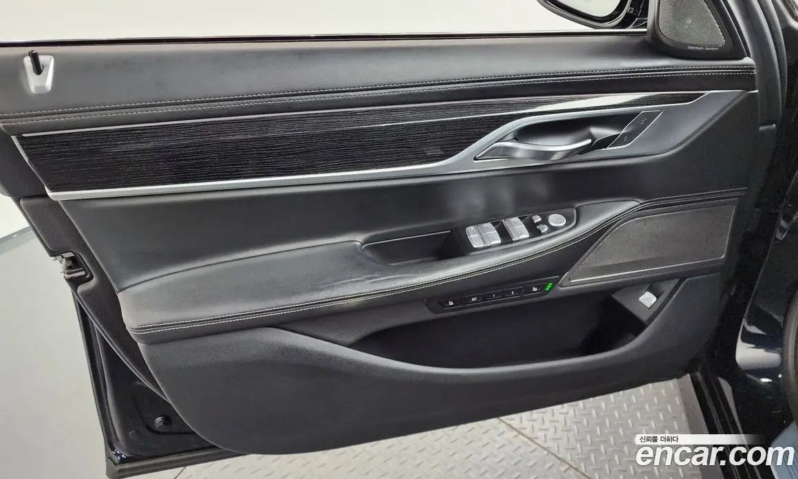 BMW 7 серия 2018 3.0 автомат (гидро), фото 14