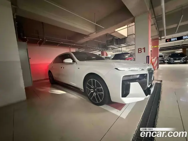 BMW 7 серия 2025 3.0 автомат (гидро), миниатюра 2 BMW 7 серия 2025 3.0 автомат (гидро), миниатюра 2