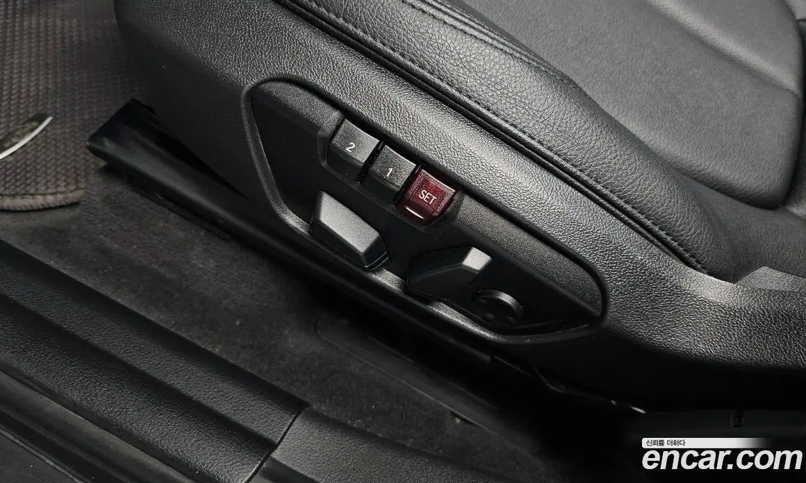 BMW X1 2018 2.0 автомат (гидро), фото 19