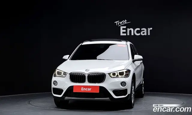 BMW X1 2018 2.0 автомат (гидро), миниатюра 3