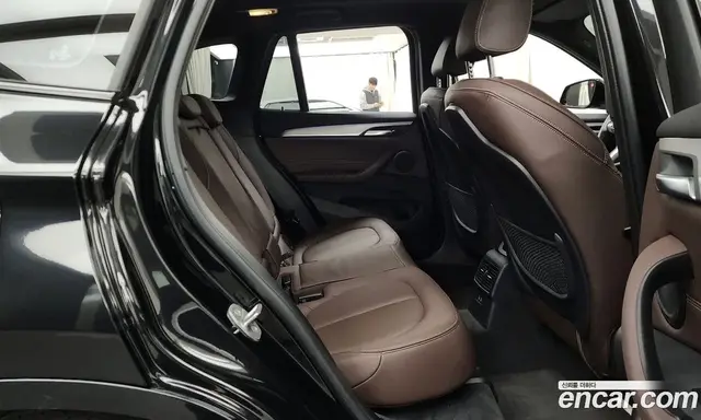 BMW X1 2022 2.0 автомат (гидро), миниатюра 12