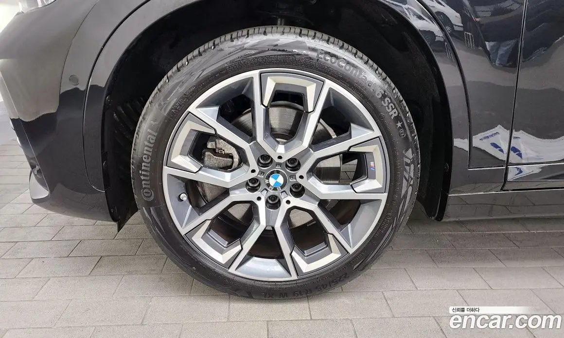 BMW X1 2022 2.0 автомат (гидро), фото 5