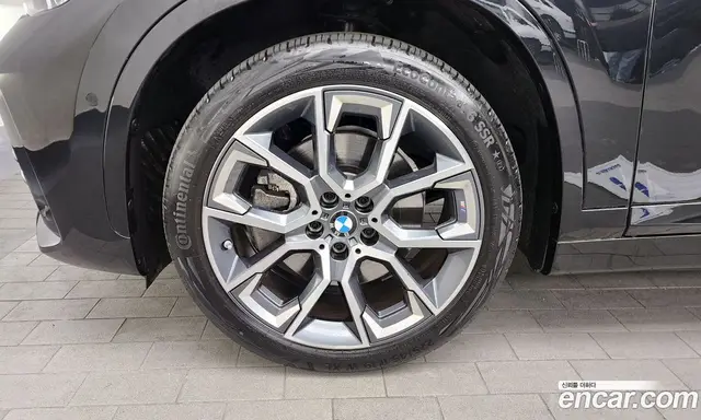 BMW X1 2022 2.0 автомат (гидро), миниатюра 5