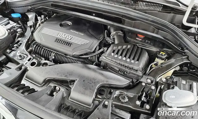 BMW X1 2022 2.0 автомат (гидро), миниатюра 6