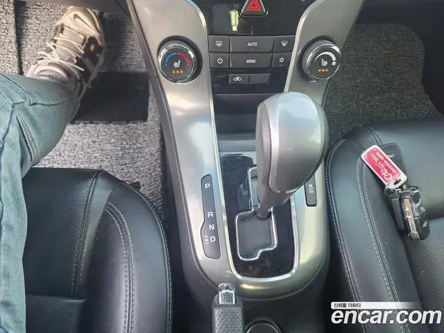 Chevrolet Cruze 2016 1.6 автомат (гидро), миниатюра 9