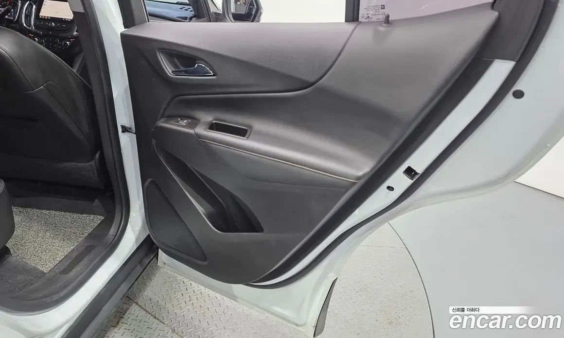 Chevrolet Equinox 2020 1.6 автомат (гидро), фото 15 Chevrolet Equinox 2020 1.6 автомат (гидро), фото 15