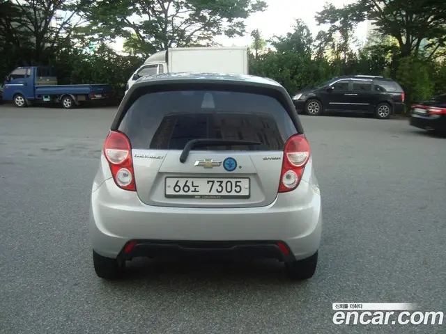 Chevrolet Spark 2013 1.0 автомат (гидро), миниатюра 5