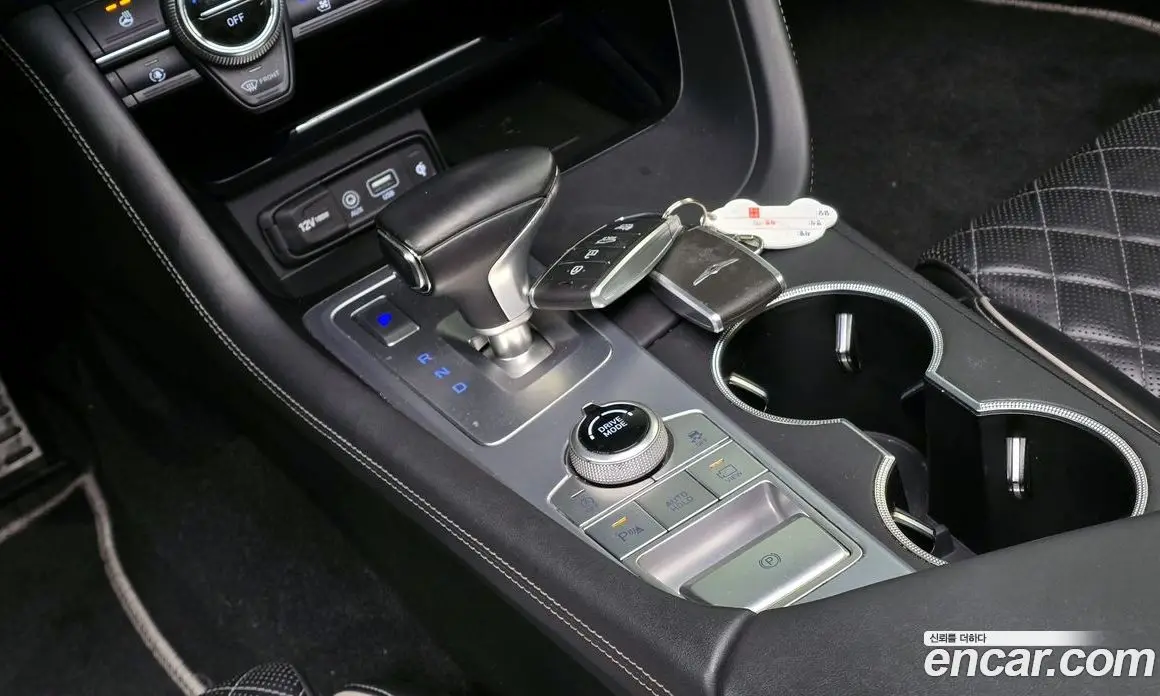 Genesis G70 2019 2.0 автомат (гидро), фото 9
