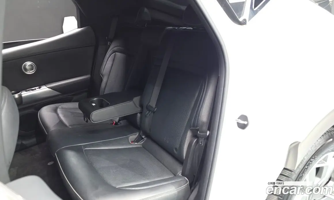 Genesis GV60 2022 0.1 автомат (гидро), фото 18