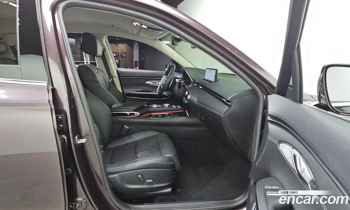 Genesis GV70 2021 2.5 автомат (гидро), фото 12