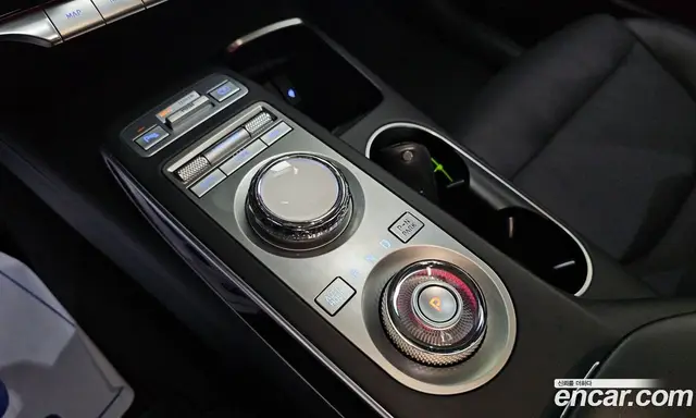 Genesis GV70 2021 2.5 автомат (гидро), миниатюра 9