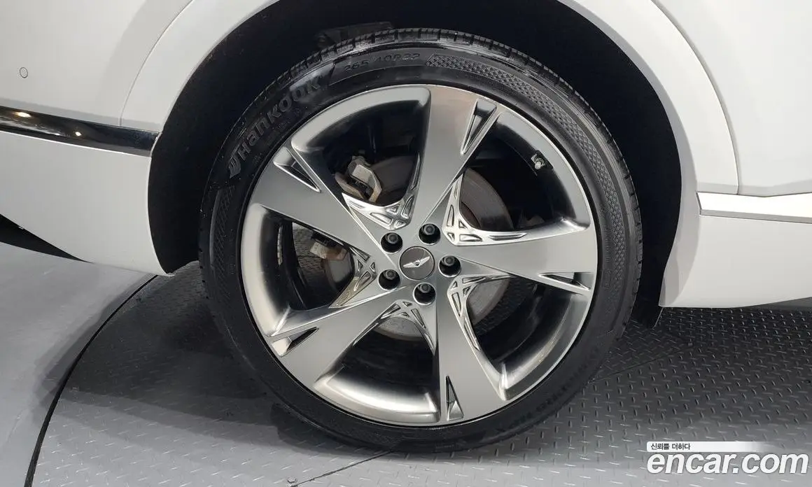 Genesis GV80 2020 3.5 автомат (гидро), фото 5 Genesis GV80 2020 3.5 автомат (гидро), фото 5