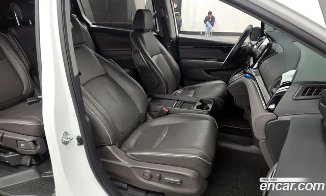 Honda Odyssey 2021 3.5 автомат (гидро), миниатюра 11