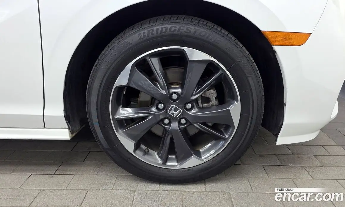 Honda Odyssey 2021 3.5 автомат (гидро), фото 5