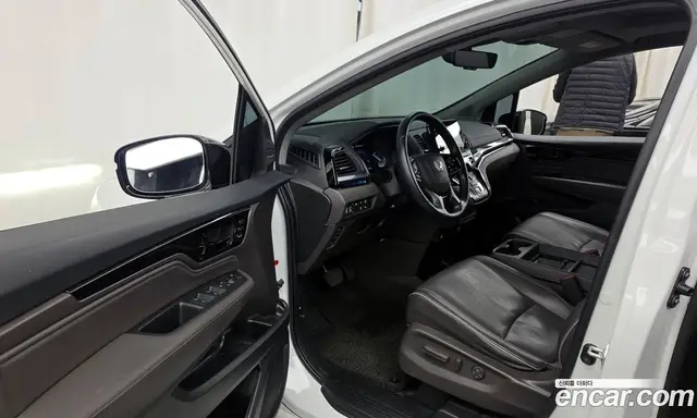 Honda Odyssey 2021 3.5 автомат (гидро), миниатюра 10