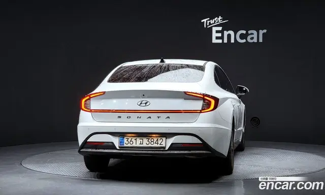 Hyundai Sonata 2020 2.0 автомат (гидро), миниатюра 4 Hyundai Sonata 2020 2.0 автомат (гидро), миниатюра 4