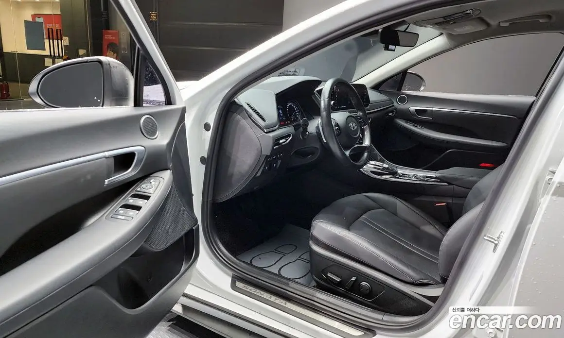 Hyundai Sonata 2020 2.0 автомат (гидро), фото 10 Hyundai Sonata 2020 2.0 автомат (гидро), фото 10