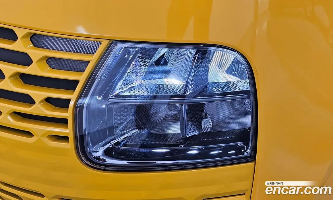 Hyundai Staria 2023 3.5 автомат (гидро), фото 8