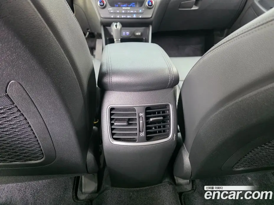 Hyundai Tucson 2016 1.7 автомат (гидро), фото 15
