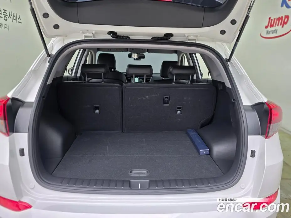 Hyundai Tucson 2016 1.7 автомат (гидро), фото 18