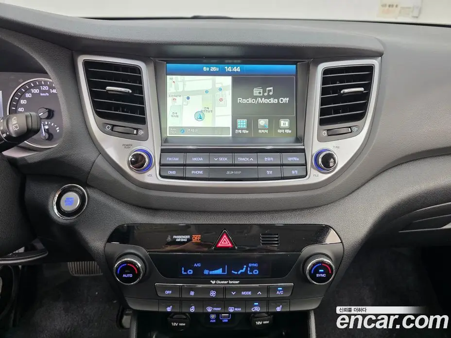 Hyundai Tucson 2016 1.7 автомат (гидро), фото 19