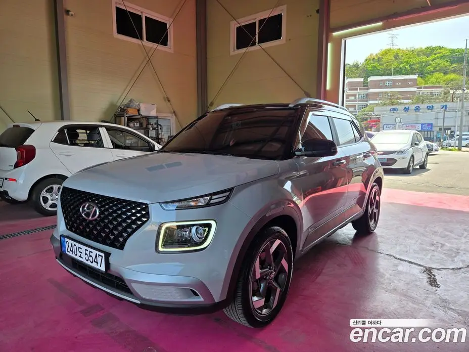 Hyundai Venue 2024 1.6 автомат (гидро), фото 1 Hyundai Venue 2024 1.6 автомат (гидро), фото 1