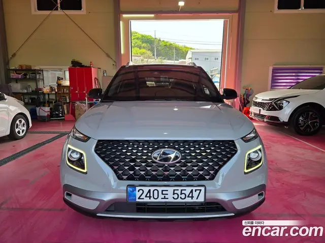 Hyundai Venue 2024 1.6 автомат (гидро), миниатюра 3 Hyundai Venue 2024 1.6 автомат (гидро), миниатюра 3