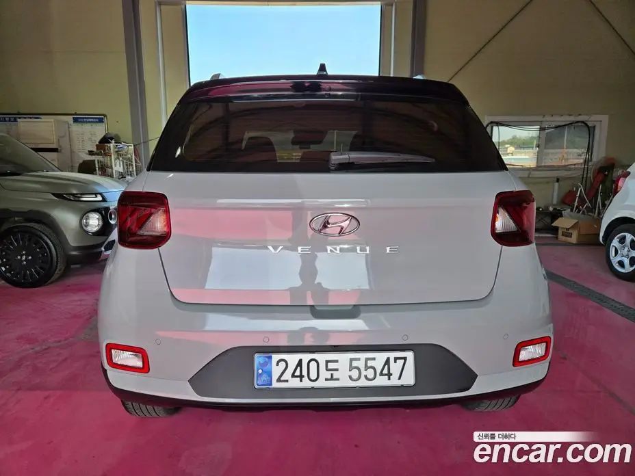 Hyundai Venue 2024 1.6 автомат (гидро), фото 4 Hyundai Venue 2024 1.6 автомат (гидро), фото 4