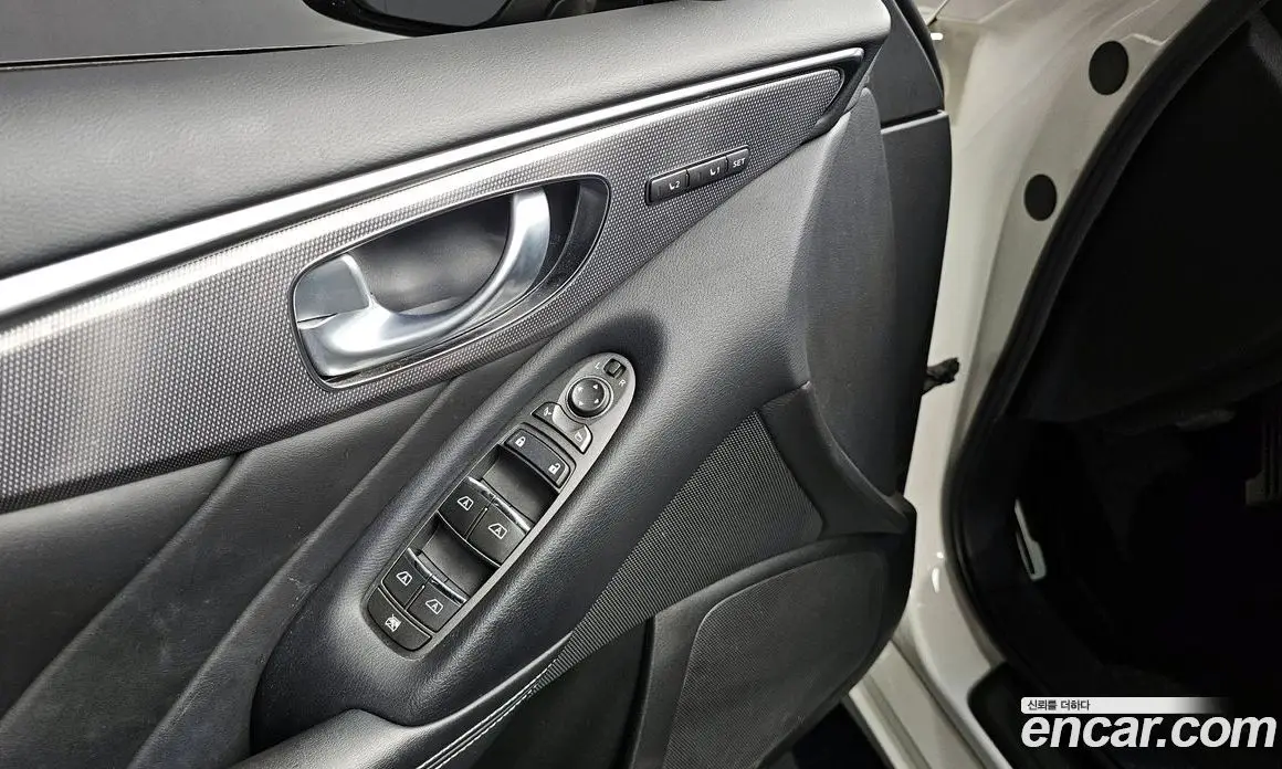 Infiniti Q50 2016 3.5 автомат (гидро), фото 13