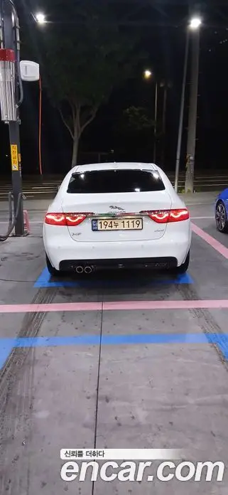 Jaguar XF 2016 2.0 автомат (гидро), фото 8 Jaguar XF 2016 2.0 автомат (гидро), фото 8