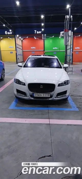 Jaguar XF 2016 2.0 автомат (гидро), миниатюра 9 Jaguar XF 2016 2.0 автомат (гидро), миниатюра 9