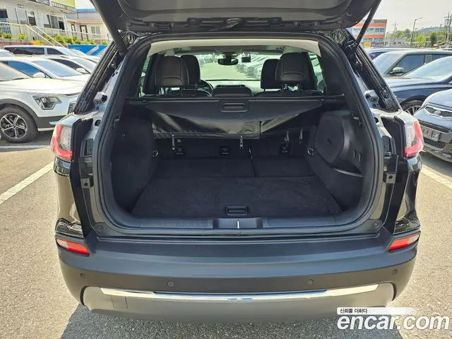 Jeep Cherokee 2022 2.4 автомат (гидро), миниатюра 5 Jeep Cherokee 2022 2.4 автомат (гидро), миниатюра 5