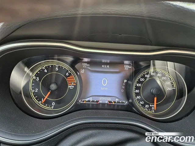 Jeep Cherokee 2022 2.4 автомат (гидро), миниатюра 9 Jeep Cherokee 2022 2.4 автомат (гидро), миниатюра 9