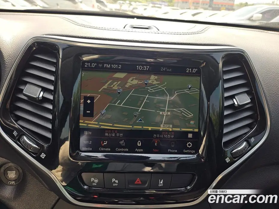 Jeep Cherokee 2022 2.4 автомат (гидро), фото 10 Jeep Cherokee 2022 2.4 автомат (гидро), фото 10