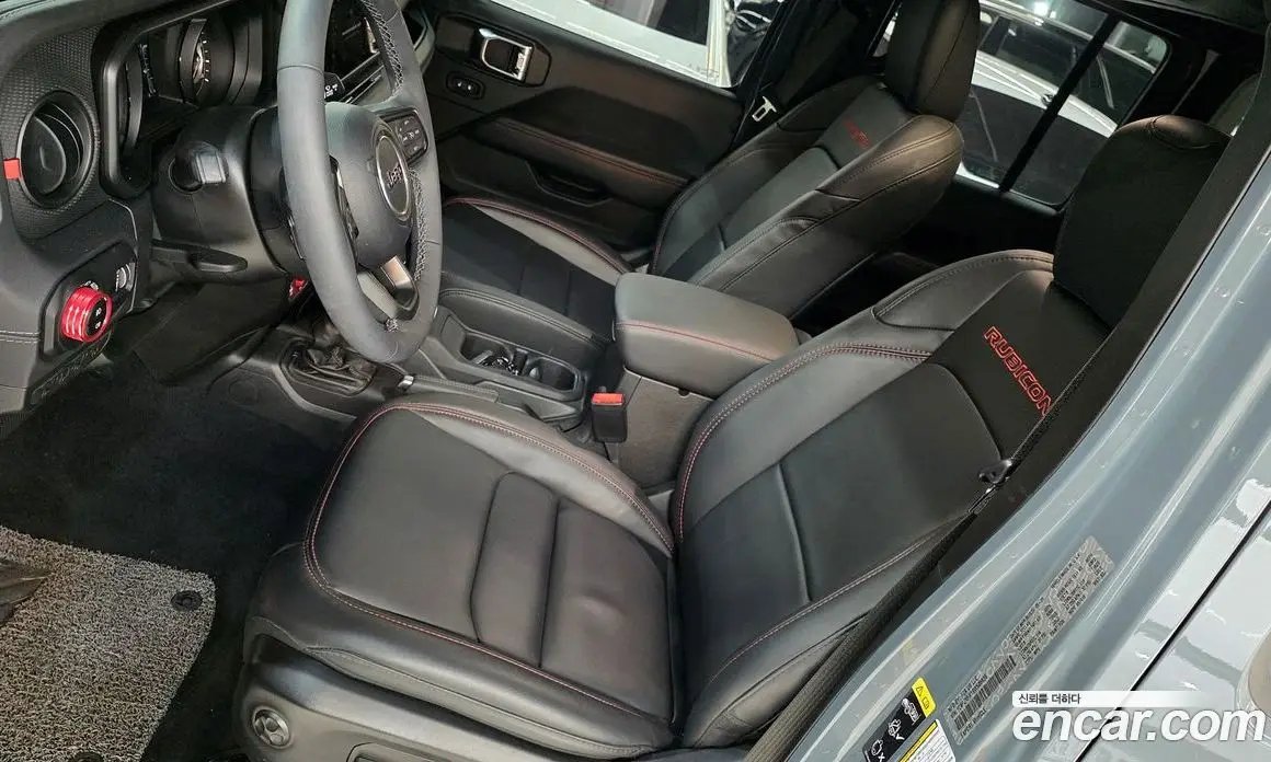 Jeep Wrangler 2025 2.0 автомат (гидро), фото 18 Jeep Wrangler 2025 2.0 автомат (гидро), фото 18