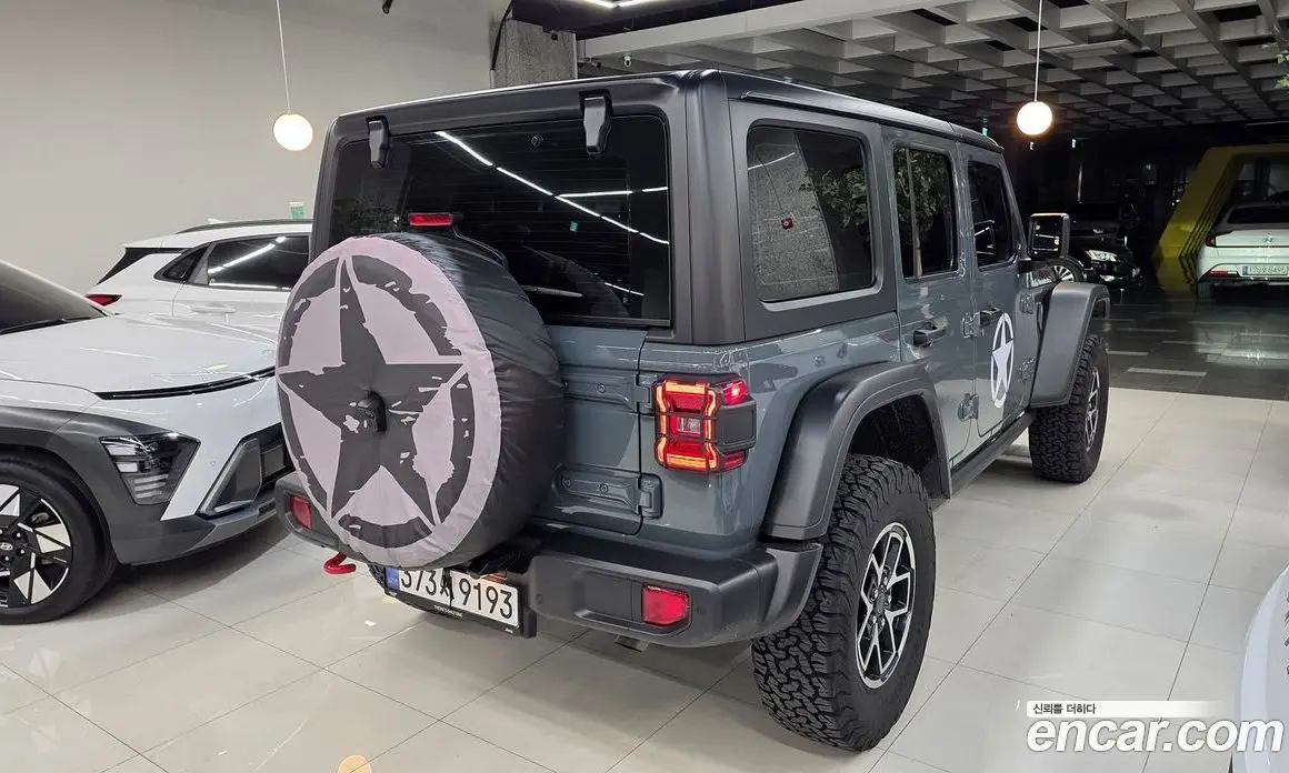 Jeep Wrangler 2025 2.0 автомат (гидро), фото 4 Jeep Wrangler 2025 2.0 автомат (гидро), фото 4