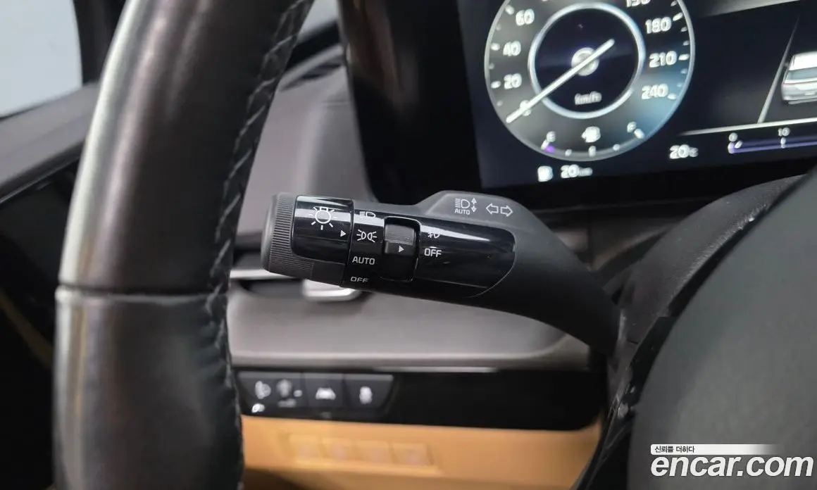 Kia Carnival 2021 3.5 автомат (гидро), фото 28 Kia Carnival 2021 3.5 автомат (гидро), фото 28