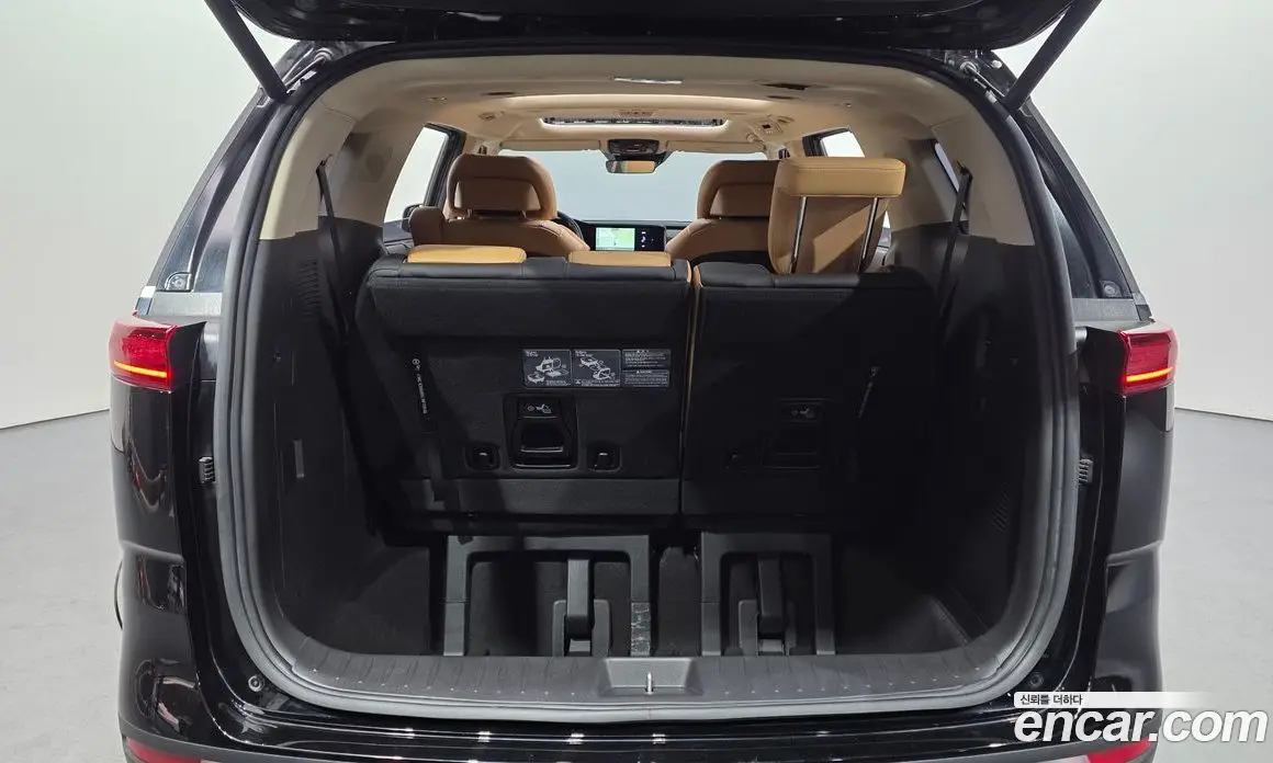 Kia Carnival 2021 3.5 автомат (гидро), фото 30 Kia Carnival 2021 3.5 автомат (гидро), фото 30