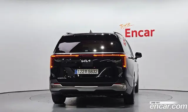 Kia Carnival 2023 2.2 автомат (гидро), миниатюра 4 Kia Carnival 2023 2.2 автомат (гидро), миниатюра 4
