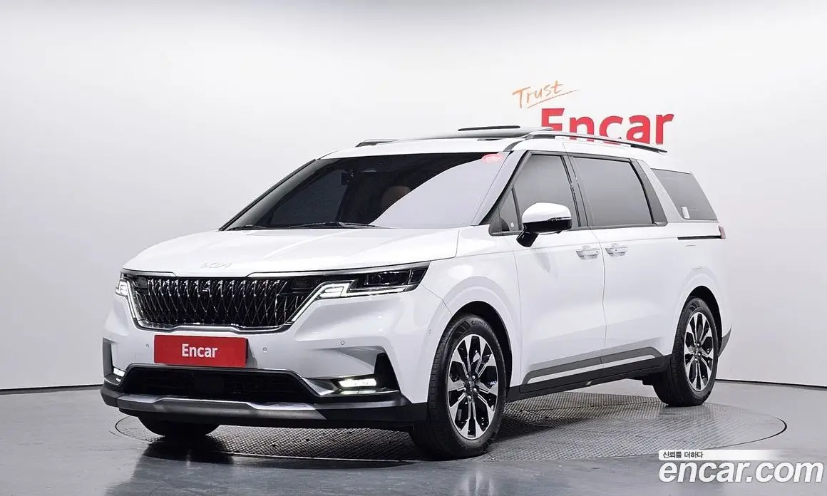 Kia Carnival 2023 3.5 автомат (гидро), фото 1 Kia Carnival 2023 3.5 автомат (гидро), фото 1
